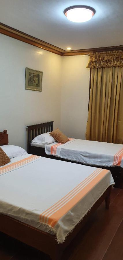 Casa Familya Hotel Batac Exterior foto